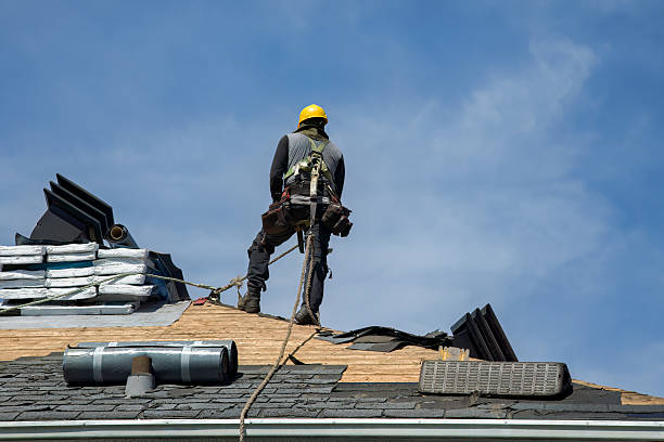 Professional Gutter Installation technician working in Richland, NY